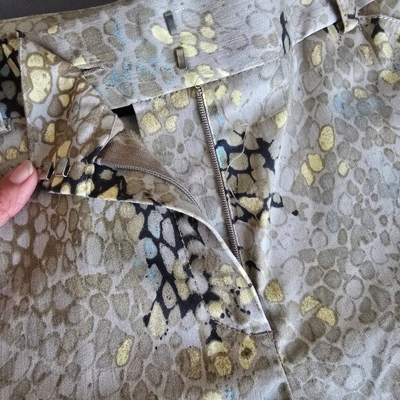 Larry Levine Snakeskin Print Trousers Grey Black Stretch Cotton Pants Size 12 - Picture 13 of 16